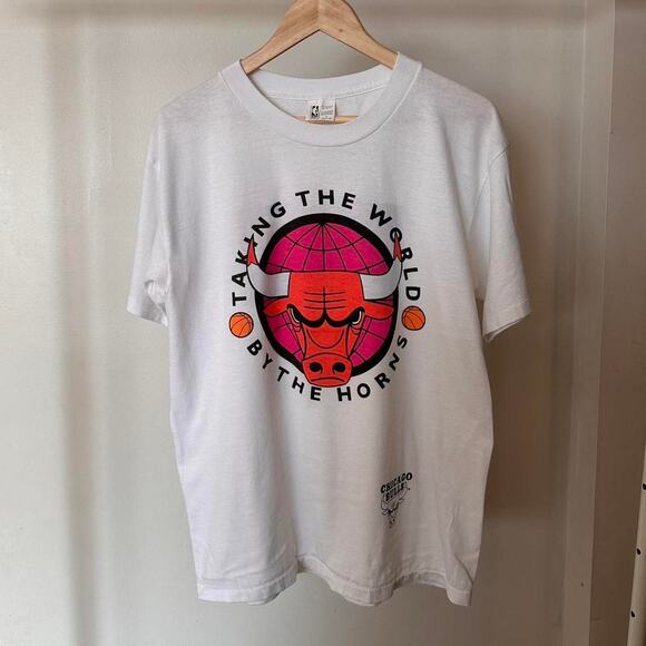 Vintage Chicago Bulls Shirt - Picture 1 of 7